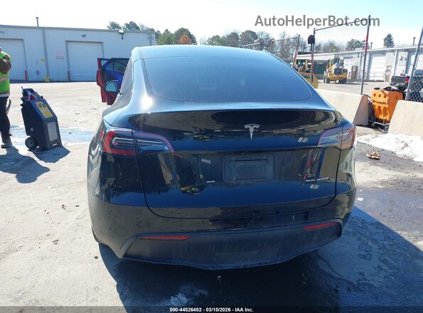 7SAYGAEE5RF983185 2024 TESLA MODEL Y Black 