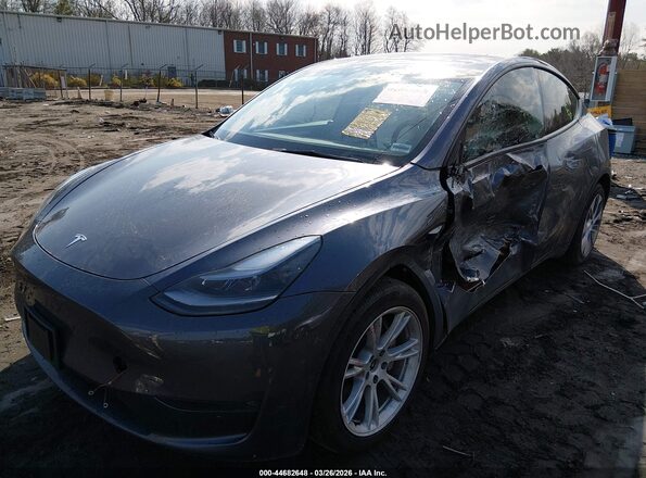 7SAYGAEE9PF844481 2023 TESLA MODEL Y Gray Передня ліва чверть