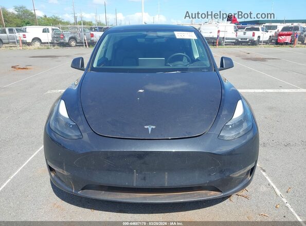 7SAYGAEE9RF118803 2024 TESLA MODEL Y Black Սարքավորումների վահանակի տեսք
