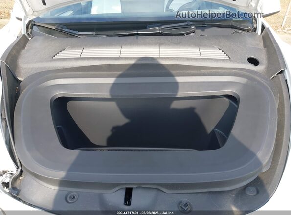 7SAYGDED3RF158528 2024 TESLA MODEL Y Белый Вид сзади