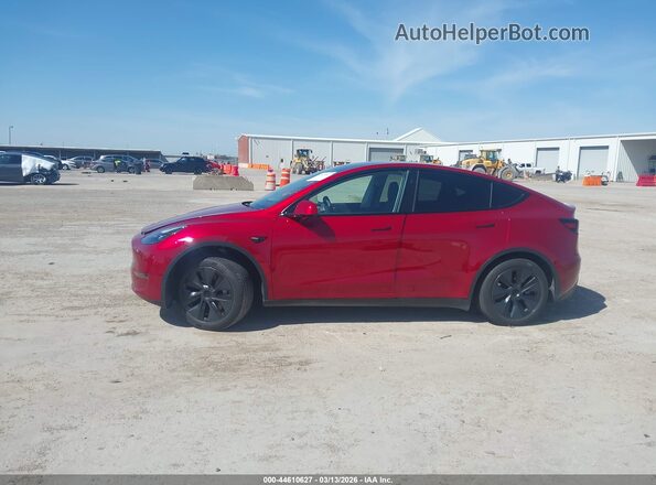 7SAYGDED4SA357963 2025 TESLA MODEL Y Красный Панорамный вид салона 360°