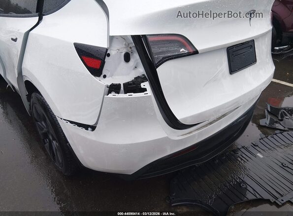 7SAYGDED4SA374116 2025 TESLA MODEL Y White 