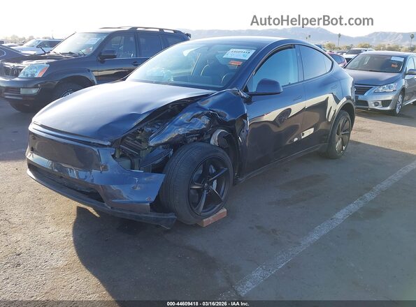 7SAYGDED4TA463900 2026 TESLA MODEL Y Gray Przód lewy