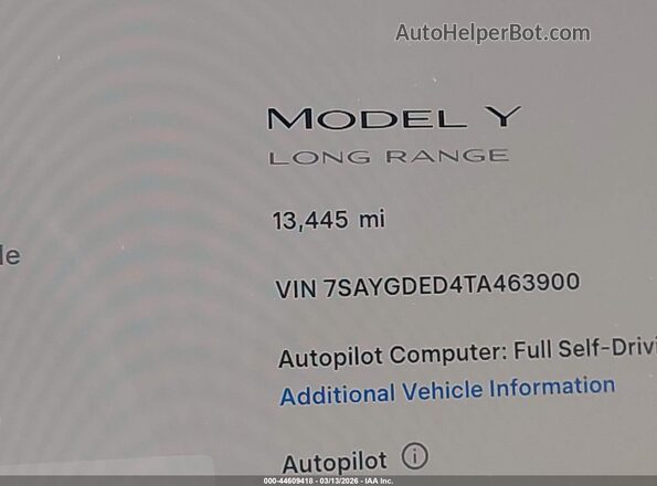 7SAYGDED4TA463900 2026 TESLA MODEL Y Gray 