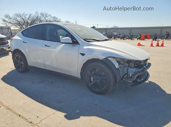7SAYGDED4TF432097 2026 TESLA MODEL White Przód prawy