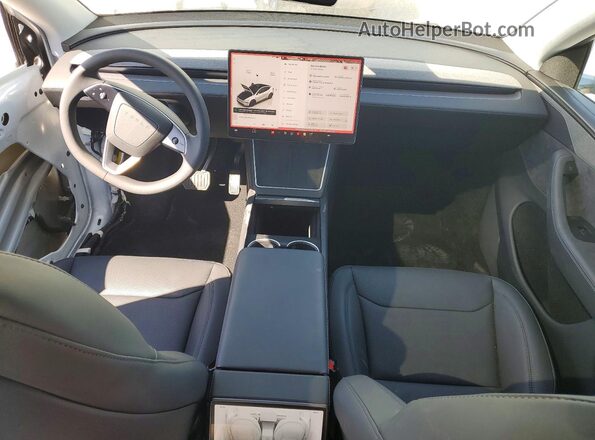 7SAYGDED4TF432097 2026 TESLA MODEL White Widok deski rozdzielczej
