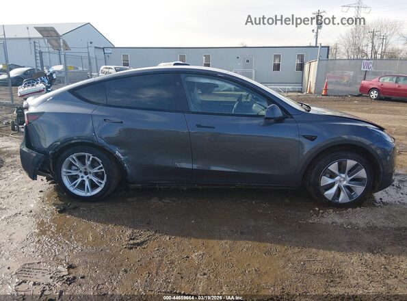 7SAYGDED5PF964786 2023 TESLA MODEL Y Gray Вид задньої частини салону