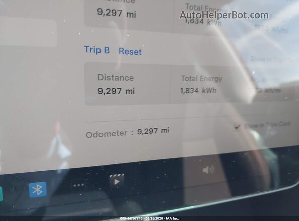 7SAYGDED5TF387848 2026 TESLA MODEL Y Gray Widok wnętrza 360 stopni