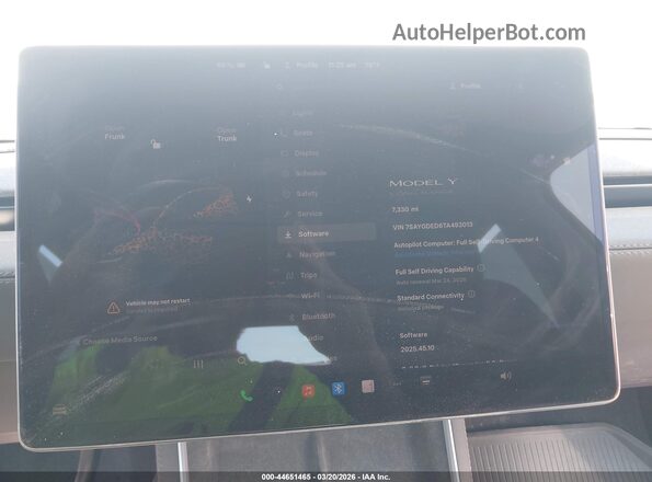 7SAYGDED6TA493013 2026 TESLA MODEL Y Белый Вид задних сидений