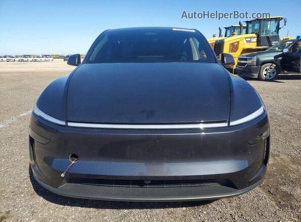 7SAYGDED7TA416876 2026 TESLA MODEL Charcoal Widok z przodu