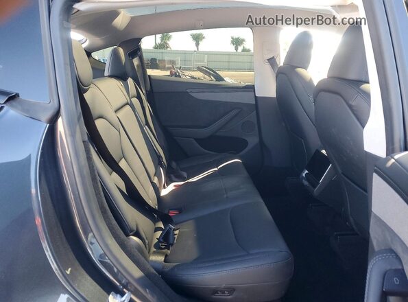 7SAYGDED7TA416876 2026 TESLA MODEL Charcoal Widok tylnych siedzeń