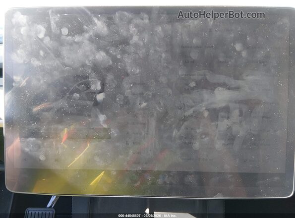 7SAYGDED9RF133651 2024 TESLA MODEL Y White Vista de los asientos traseros