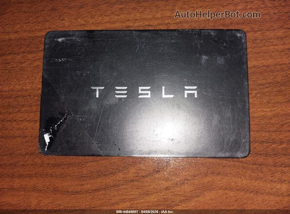 7SAYGDED9RF133651 2024 TESLA MODEL Y White Vista del salpicadero