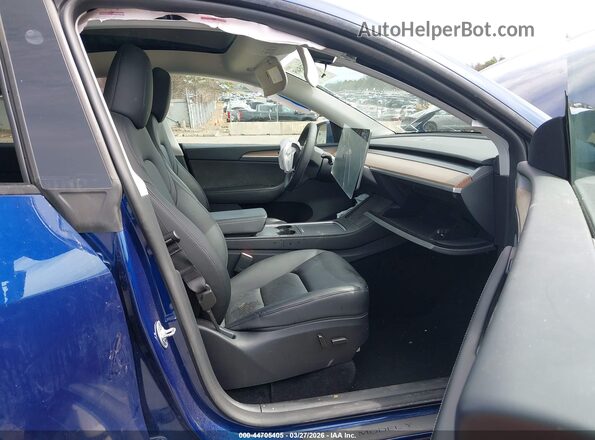 7SAYGDED9RF160249 2024 TESLA MODEL Y Blue Սալոնի դիմացի տեսք