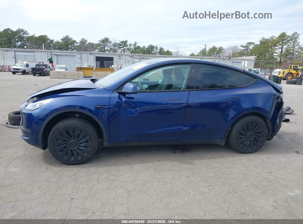 7SAYGDED9RF160249 2024 TESLA MODEL Y Blue Սալոնի 360 աստիճան տեսք