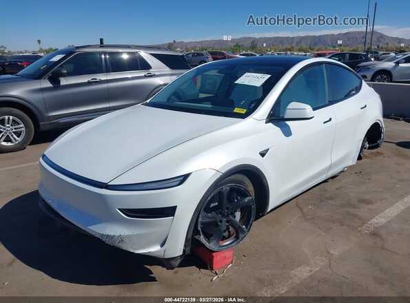 7SAYGDED9TA495922 2026 TESLA MODEL Y White Передня ліва чверть