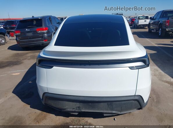 7SAYGDED9TA495922 2026 TESLA MODEL Y White 