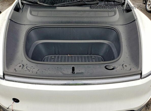 7SAYGDED9TA500973 2026 TESLA MODEL White Вид підкапотного простору