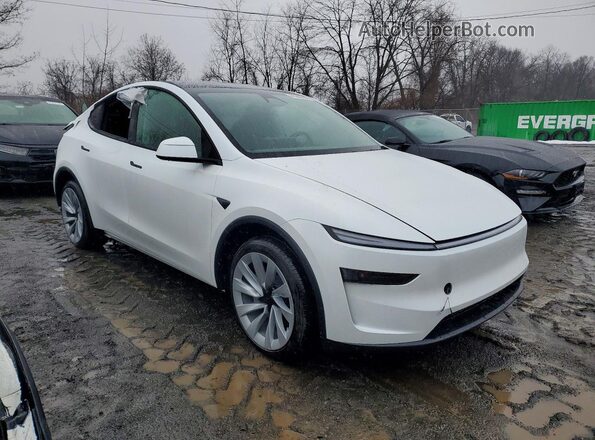 7SAYGDED9TA500973 2026 TESLA MODEL White Передня права чверть