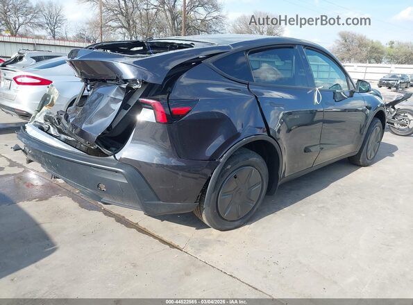7SAYGDED9TA595227 2026 TESLA MODEL Y Gray 