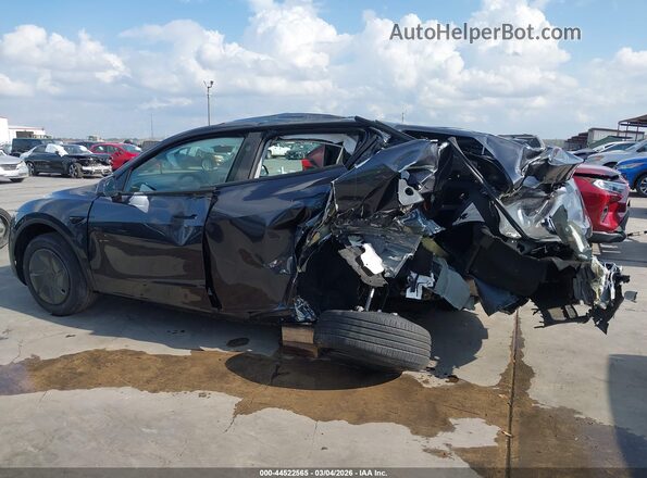 7SAYGDED9TA595227 2026 TESLA MODEL Y Gray 
