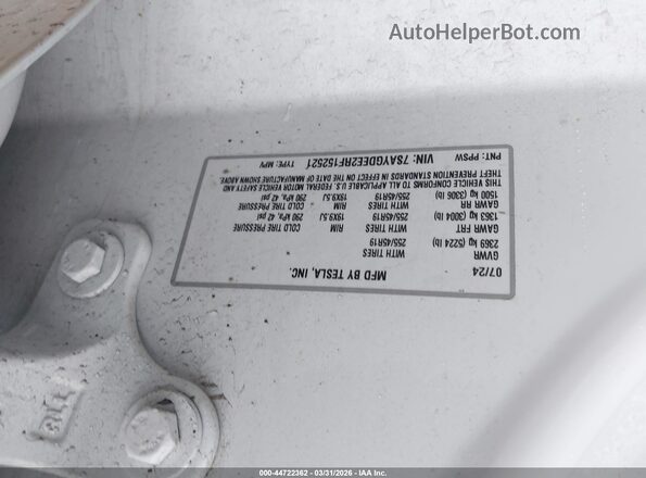 7SAYGDEE2RF152521 2024 TESLA MODEL Y White Շարժիչի բաժամունքի տեսք