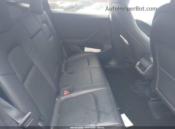 7SAYGDEE2RF152521 2024 TESLA MODEL Y White VIN կոդի պիտակի տեսք