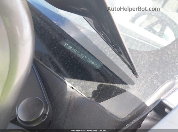 7SAYGDEE2TA386078 2026 TESLA MODEL Y Серый Вид подкапотного пространства