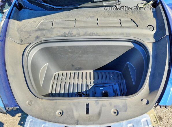 7SAYGDEE3NF345884 2022 TESLA MODEL Blue Engine compartment view
