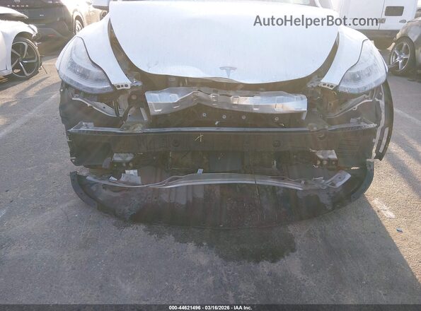 7SAYGDEE3NF386189 2022 TESLA MODEL Y Белый Вид спереди
