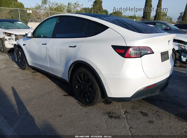 7SAYGDEE3NF386189 2022 TESLA MODEL Y Белый Задняя левая четверть