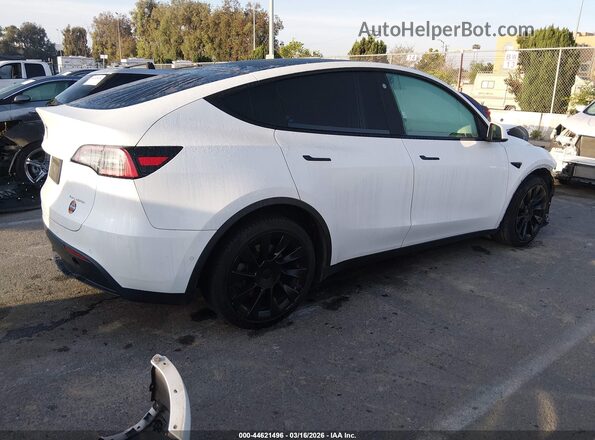 7SAYGDEE3NF386189 2022 TESLA MODEL Y Белый Задняя правая четверть