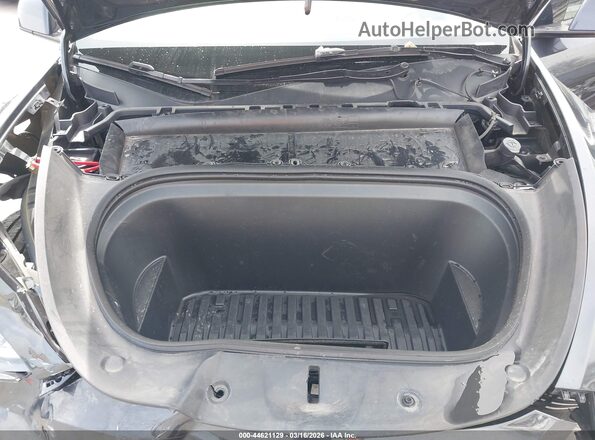7SAYGDEE3RA229264 2024 TESLA MODEL Y Gray უკანა ხედი