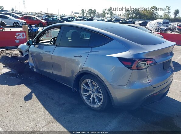 7SAYGDEE3RA291117 2024 TESLA MODEL Y Серебряный Задняя левая четверть