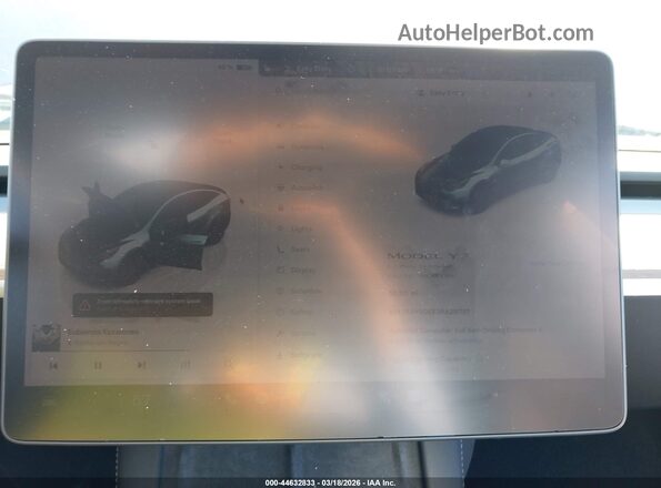 7SAYGDEE3RA291117 2024 TESLA MODEL Y Серебряный Вид задних сидений