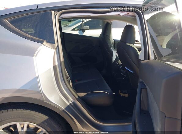 7SAYGDEE3RA291117 2024 TESLA MODEL Y Серебряный Вид наклейки с VIN-кодом