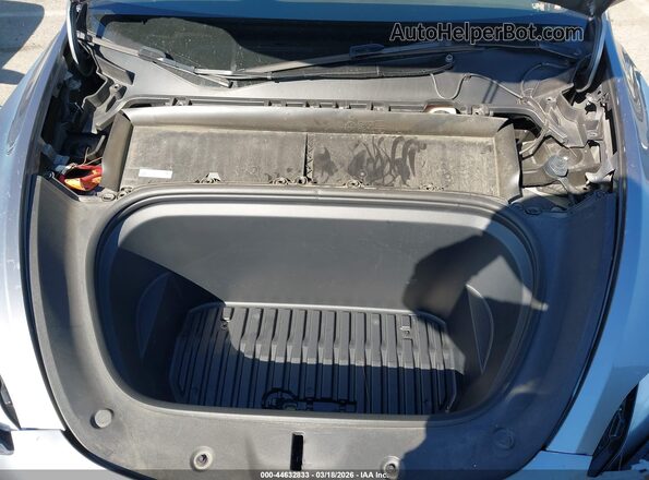 7SAYGDEE3RA291117 2024 TESLA MODEL Y Серебряный Вид сзади