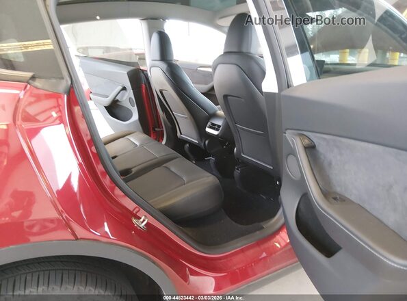 7SAYGDEE3SA340743 2025 TESLA MODEL Y Красный Вид наклейки с VIN-кодом