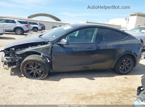 7SAYGDEE3SA356165 2025 TESLA MODEL Y Gray 