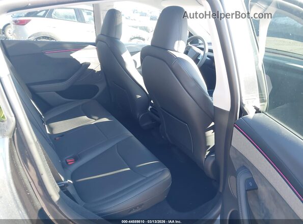 7SAYGDEE3TF448946 2026 TESLA MODEL Y Gray Вид наклейки з VIN-кодом