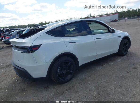 7SAYGDEE4TA461752 2026 TESLA MODEL Y White 
