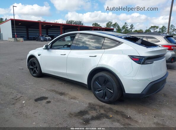 7SAYGDEE4TA461752 2026 TESLA MODEL Y White 