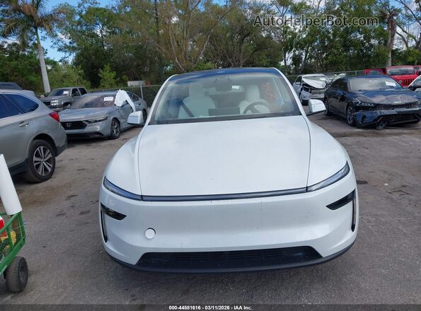 7SAYGDEE4TA461752 2026 TESLA MODEL Y White 