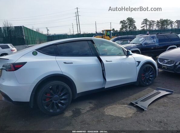 7SAYGDEE5NF310750 2022 TESLA MODEL Y Белый Вид щитка приборов