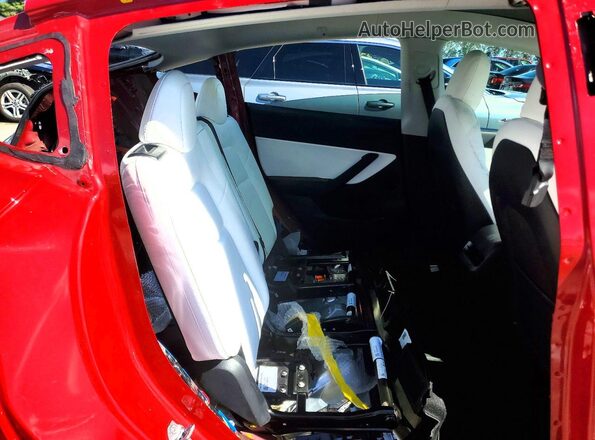 7SAYGDEE5NF369488 2022 TESLA MODEL Red Հետևի նստատեղերի տեսք