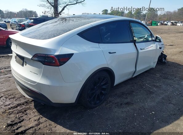 7SAYGDEE5NF385805 2022 TESLA MODEL Y White უკანა მარჯვენა