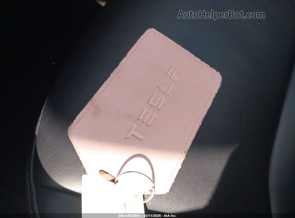 7SAYGDEE5NF385805 2022 TESLA MODEL Y White წინა პანელის ხედი