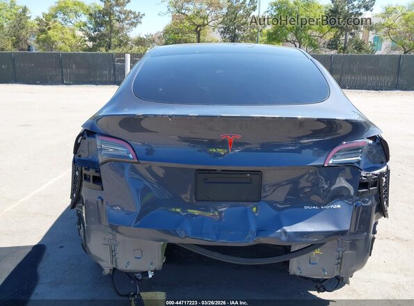 7SAYGDEE5NF389370 2022 TESLA MODEL Y Gray 