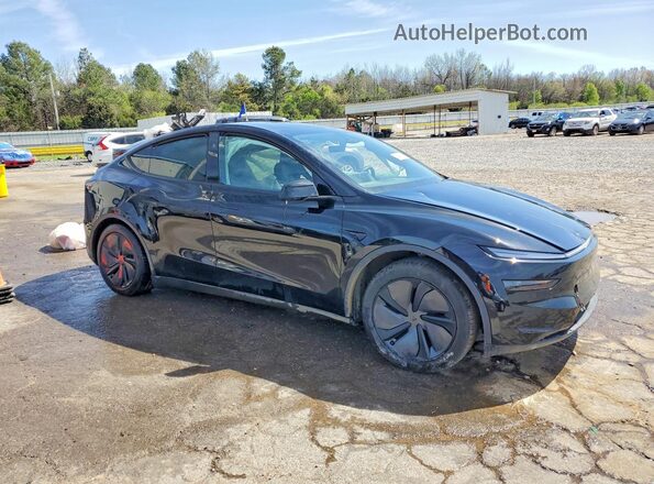 7SAYGDEE5TA409529 2026 TESLA MODEL Черный Передняя правая четверть