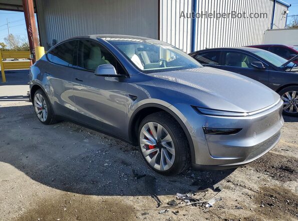 7SAYGDEE5TA459363 2026 TESLA MODEL Gray Առջևի աջ